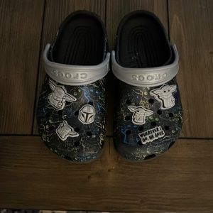 COPY - Mandalorian crocs J1